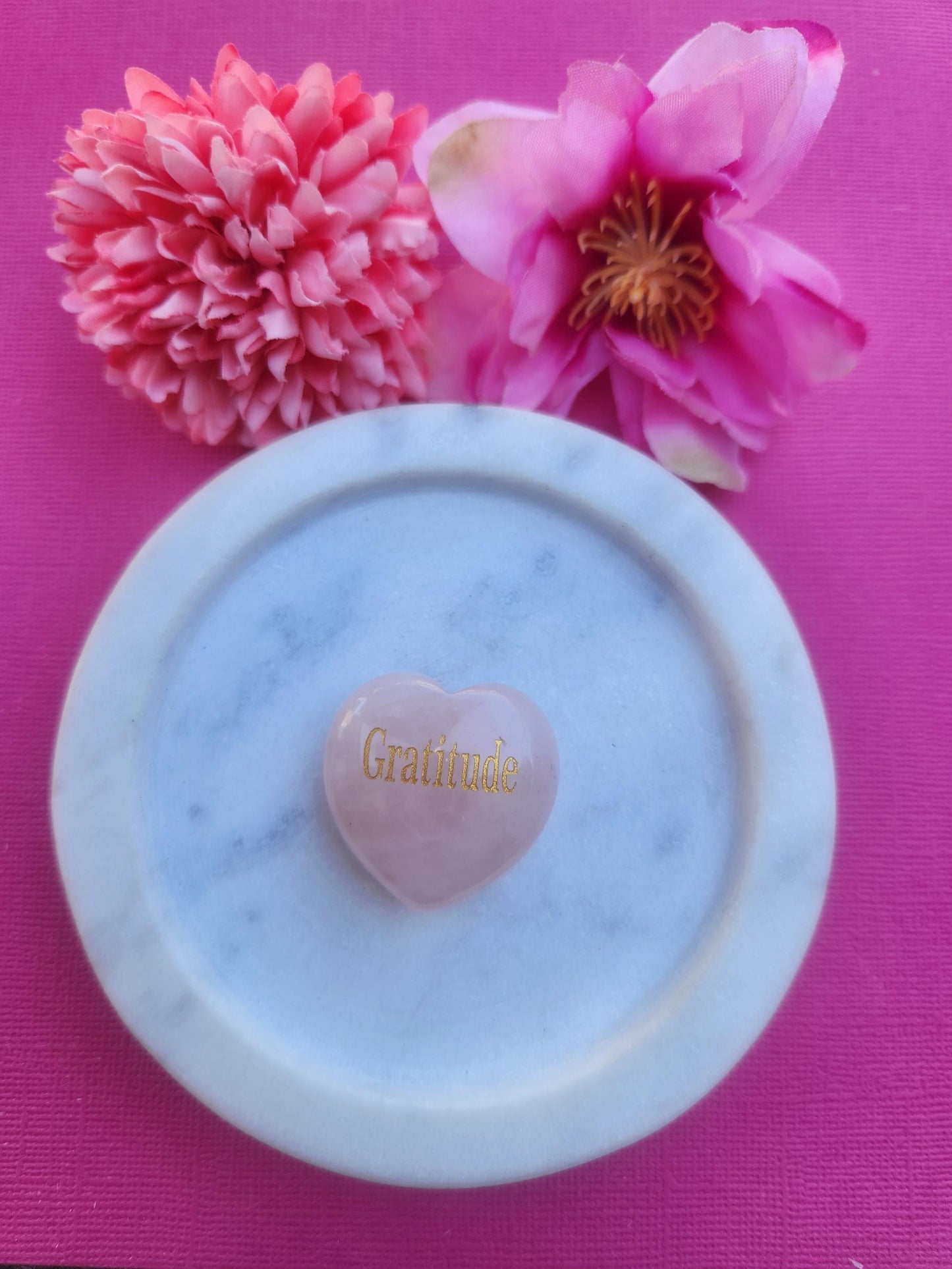 Rose Quartz affirmation crystal heart engraved with Gratitude word, polished pink Rose Quartz gemstone heart promoting appreciation positivity and emotional healing energy, natural Rose Quartz crystal for heart chakra balance meditation mindfulness and daily affirmations, engraved crystal pocket heart for self care rituals gratitude practice and spiritual gift for crystal lovers Australia shop.