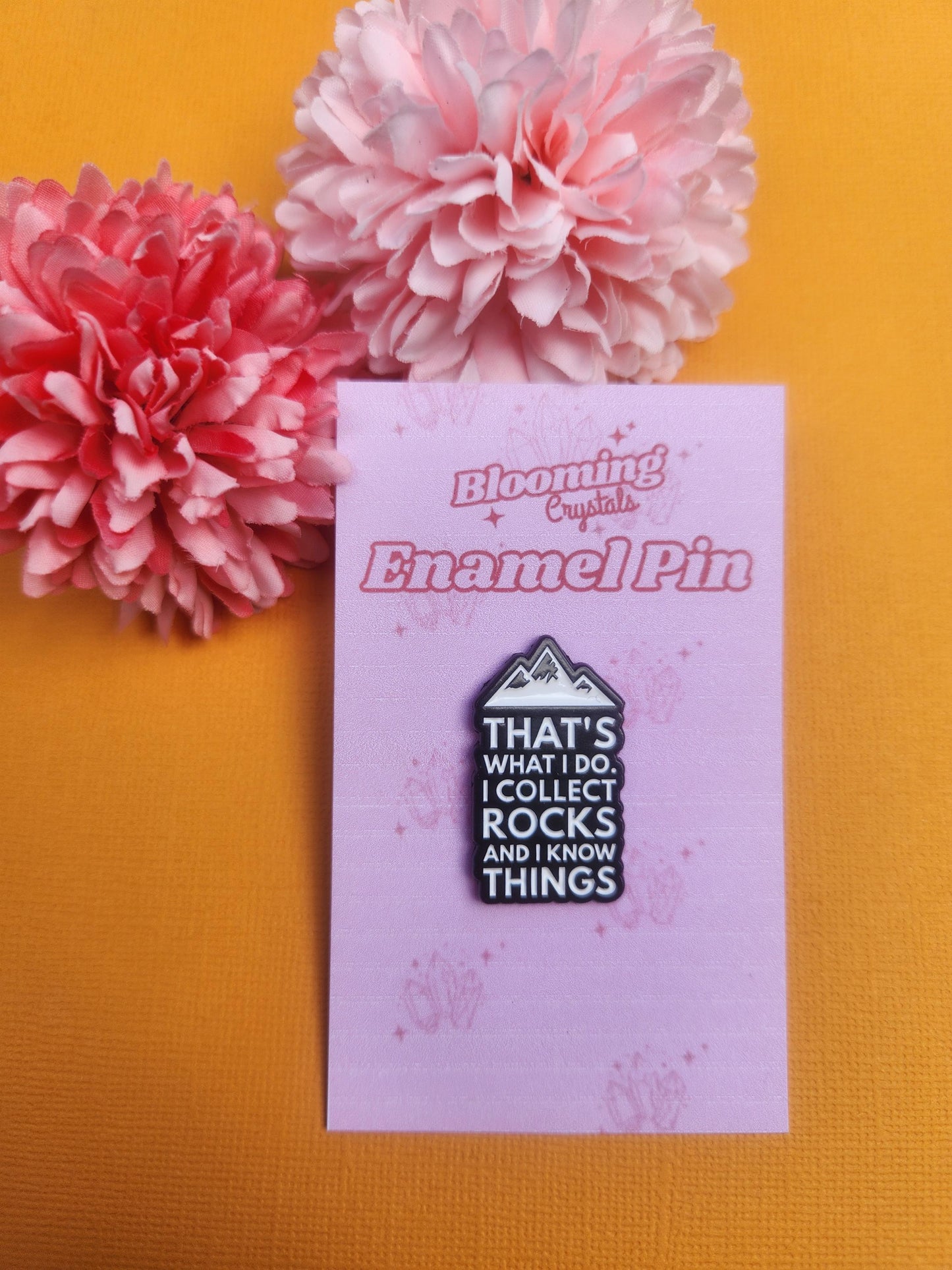Thats what I do I collect rocks and I know things enamel pin with white text on black background, funny crystal lover pin, geology humor badge for rock collectors, nerdy enamel lapel pin for science lovers, novelty accessory for bags jackets hats and pin collections